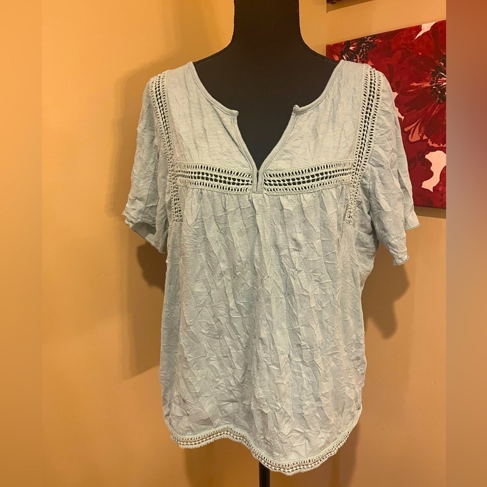 Sundance Romance Textured Short
Sleeve Tee, size XL